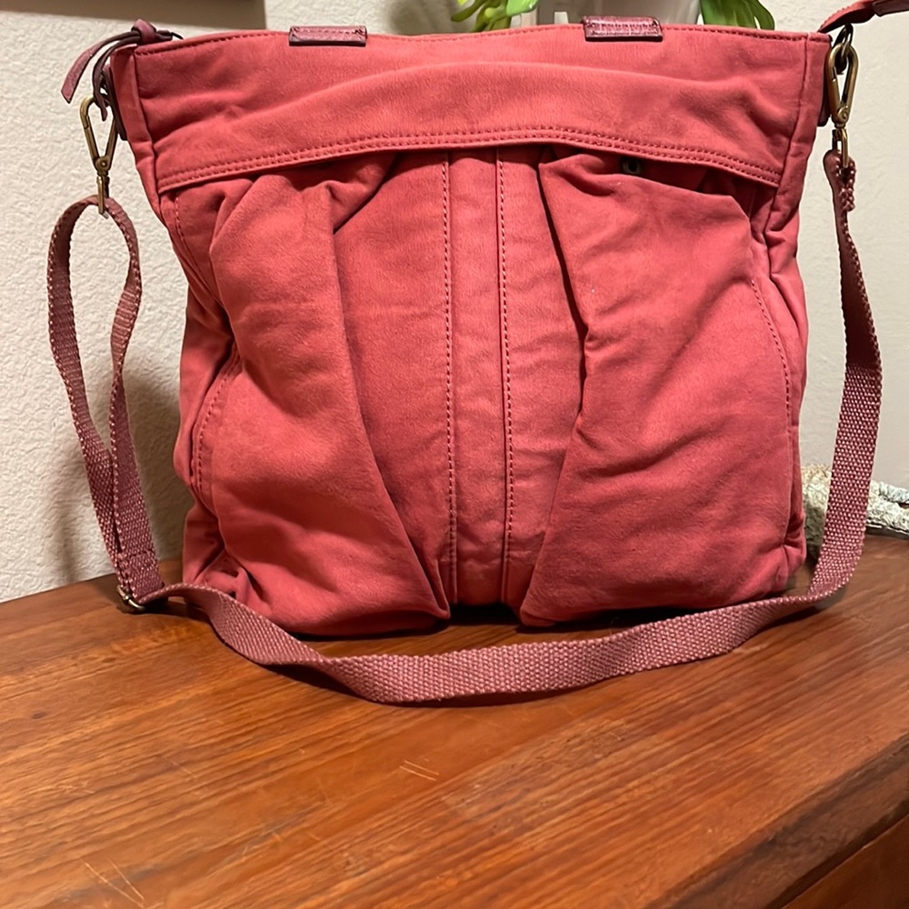 Free People. Tote.